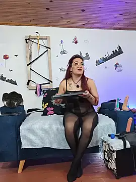 keila j online show from 05/28/26, 10:34