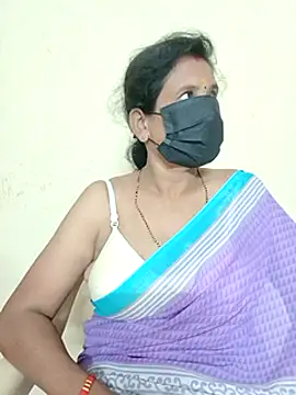 Snapshot of akshara_22 chatting on 12/14/24, 06:09 akshara 22 online show from 12/14/24, 06:09