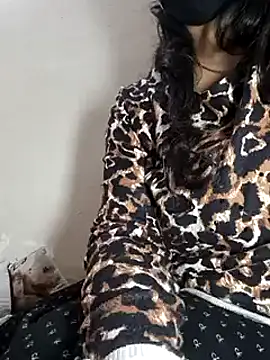 Anamika Kapoor online show from 12/22/24, 10:36