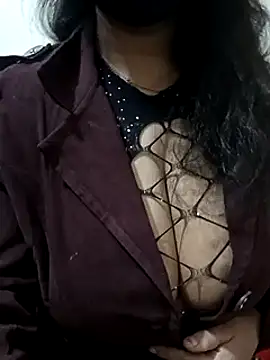 Anamika Kapoor online show from 12/31/24, 08:12