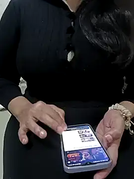 Anamika Kapoor online show from 01/15/25, 10:24