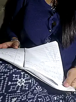 Anamika Kapoor online show from 01/30/25, 03:55