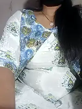 Anamika Kapoor online show from 02/20/25, 09:31