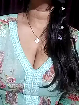 Anamika Kapoor online show from 02/23/25, 11:14