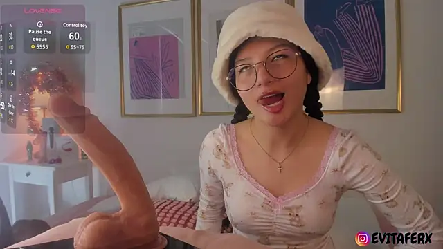 Snapshot of Eva_depp chatting on 11/04/25, 03:00 Eva depp online show from 11/04/25, 03:00