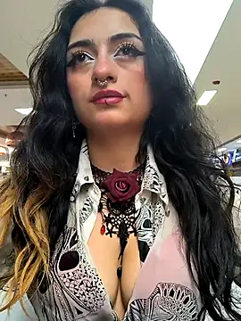 Lila Desiree online show from 02/21/25, 05:31