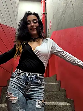 Lila Desiree online show from 02/25/25, 12:36