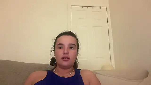 Snapshot of maisiesmithx chatting on 01/23/25, 12:14 maisiesmithx online show from 01/23/25, 12:14