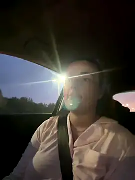 Snapshot of maisiesmithx chatting on 10/01/25, 05:35 maisiesmithx online show from 10/01/25, 05:35