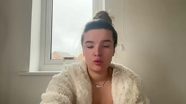 maisiesmithx online show from 01/13/26, 01:05