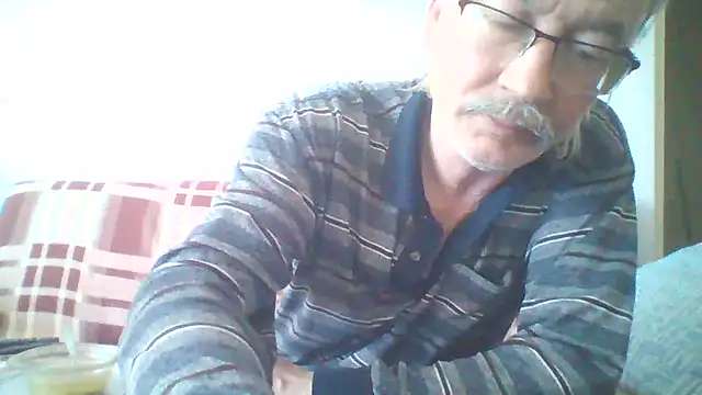 loverboyxxx69 online show from 03/12/25, 02:45