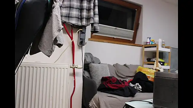 Snapshot of DrownMentallyyy chatting on 01/23/25, 12:57 DrownMentallyyy online show from 01/23/25, 12:57