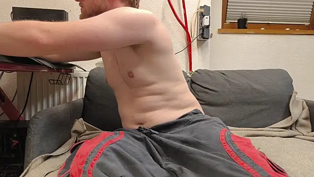 Snapshot of DrownMentallyyy chatting on 03/15/25, 09:05 DrownMentallyyy online show from 03/15/25, 09:05