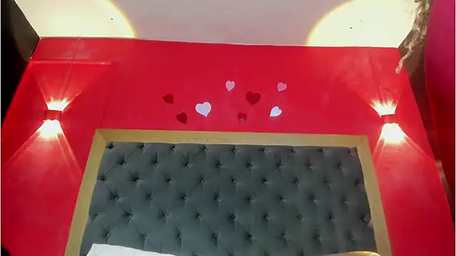 YayaHilton online show from 05/29/26, 05:16