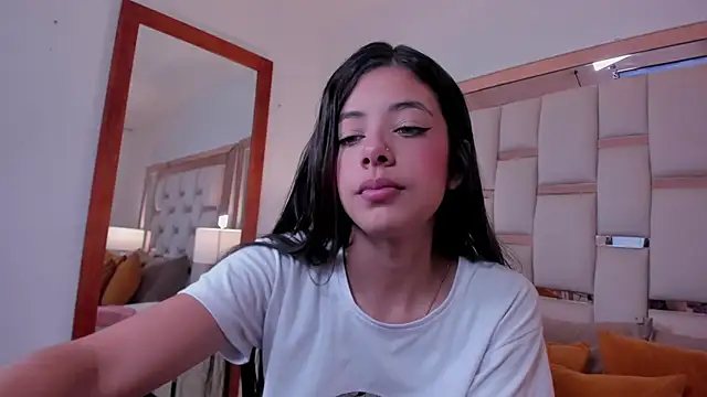 coraltaylor online show from 12/05/24, 10:56