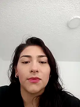 Snapshot of SophieWinslow chatting on 03/07/25, 10:21 SophieWinslow online show from 03/07/25, 10:21