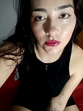 Snapshot of SophieWinslow chatting on 03/12/25, 11:22 SophieWinslow online show from 03/12/25, 11:22