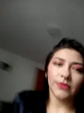 Snapshot of SophieWinslow chatting on 03/17/25, 10:17 SophieWinslow online show from 03/17/25, 10:17