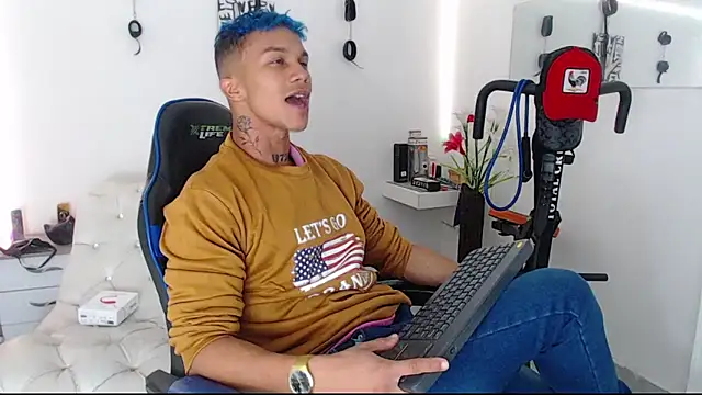 Leonard Price online show from 03/09/25, 01:14