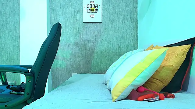 zhamira 21 online show from 01/12/25, 04:00