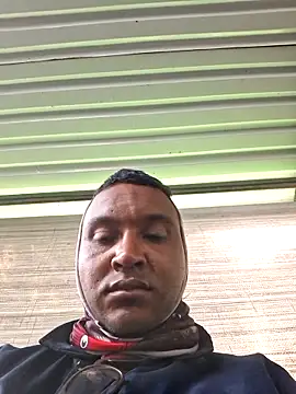 Snapshot of nilson2902 chatting on 05/25/26, 03:07 nilson2902 online show from 05/25/26, 03:07
