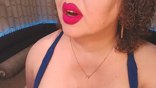 Snapshot of BustyKatty chatting on 01/04/25, 10:13 BustyKatty online show from 01/04/25, 10:13