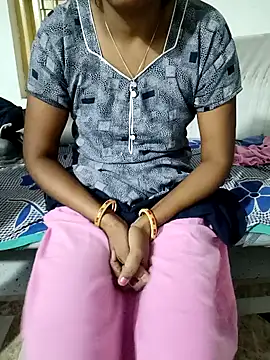 Snapshot of savixxx chatting on 12/10/24, 05:28 savixxx online show from 12/10/24, 05:28