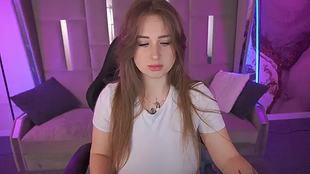 GentleAdellee online show from 11/23/25, 01:22