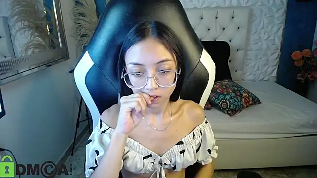 NathaliaSweet 11 online show from 03/18/25, 05:10