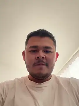 Snapshot of bigcock_bear chatting on 03/10/25, 07:50 bigcock bear online show from 03/10/25, 07:50