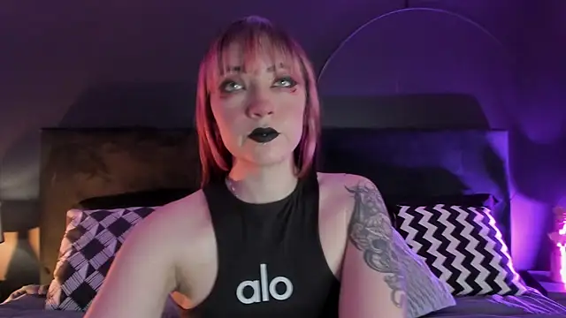 Aylen darkmoor online show from 02/12/25, 07:45