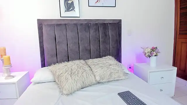 Sophia Clark8 online show from 01/13/26, 07:30