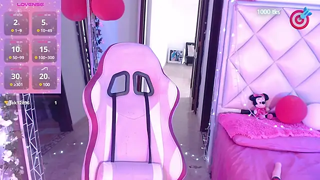 DannaDooll99 online show from 03/06/25, 01:57