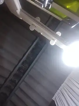 Snapshot of DannaDooll99 chatting on 07/17/26, 10:44 DannaDooll99 online show from 07/17/26, 10:44