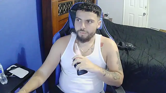 Snapshot of MasterKvn chatting on 03/05/25, 06:01 MasterKvn online show from 03/05/25, 06:01