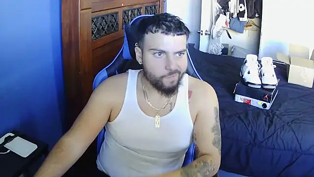 Snapshot of MasterKvn chatting on 03/07/25, 08:55 MasterKvn online show from 03/07/25, 08:55