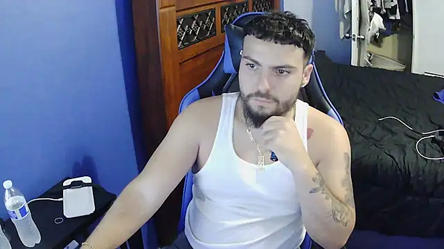 Snapshot of MasterKvn chatting on 03/13/25, 07:53 MasterKvn online show from 03/13/25, 07:53