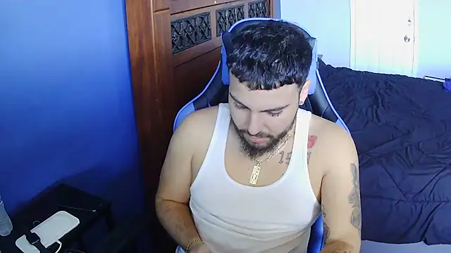 Snapshot of MasterKvn chatting on 03/14/25, 05:46 MasterKvn online show from 03/14/25, 05:46