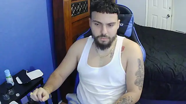 Snapshot of MasterKvn chatting on 03/17/25, 07:26 MasterKvn online show from 03/17/25, 07:26