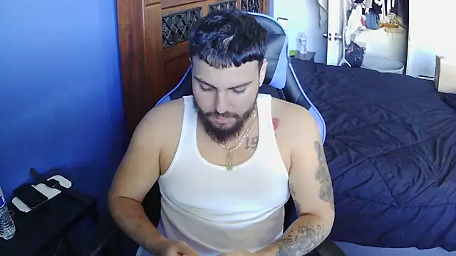 Snapshot of MasterKvn chatting on 03/19/25, 07:27 MasterKvn online show from 03/19/25, 07:27