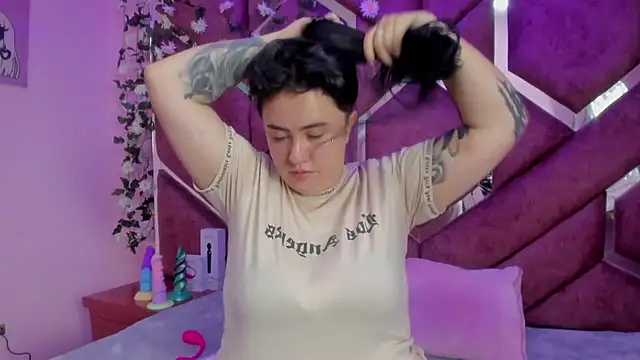 Victoria Rossy online show from 03/06/26, 09:00