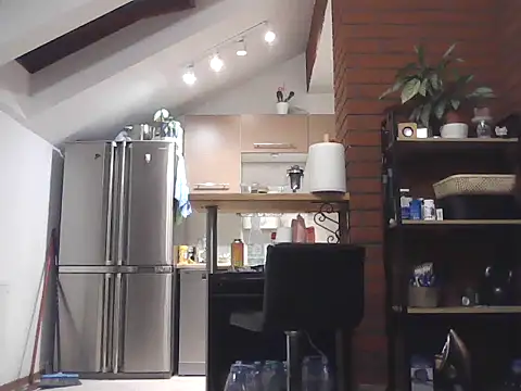 Nicetomeetyoubb online show from 04/22/26, 09:38