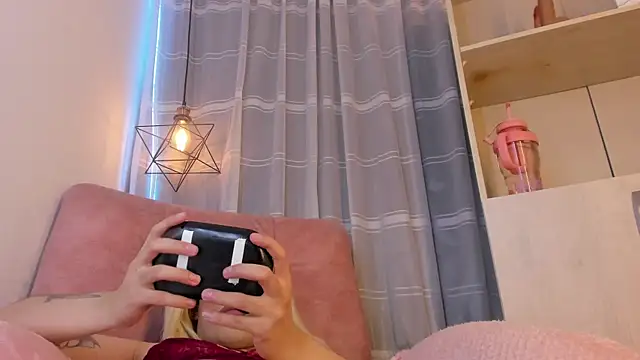 Nyx  Blackwood online show from 02/15/26, 07:51