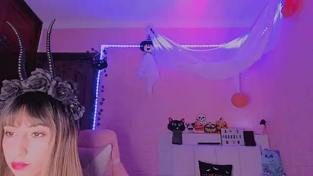 gabyye capprins online show from 10/09/25, 12:19