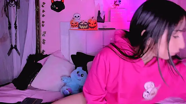 gabyye capprins online show from 10/25/25, 12:07