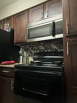 Snapshot of Jayhoney25 chatting on 12/05/24, 10:12 Jayhoney25 online show from 12/05/24, 10:12