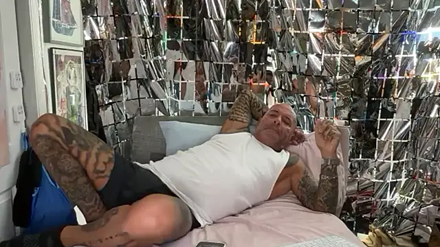 joeytatts66 online show from 04/13/26, 01:55