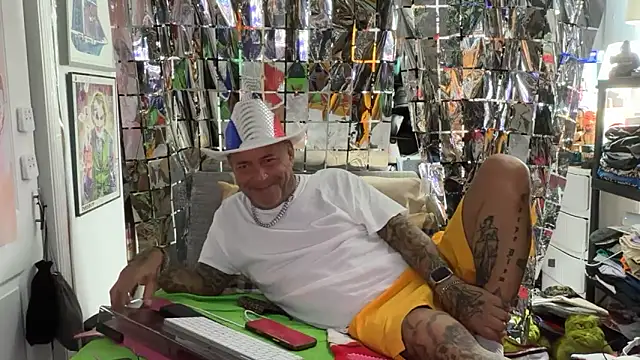 joeytatts66 online show from 05/20/26, 02:18