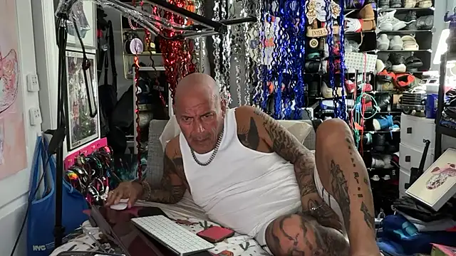 joeytatts66 online show from 05/31/26, 01:58