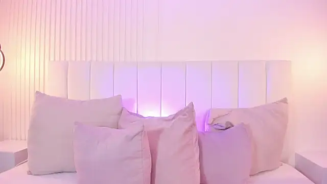 natali henao online show from 03/11/25, 09:59